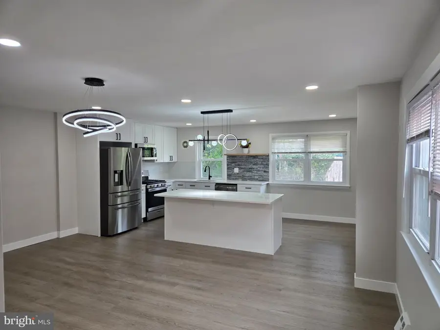 839 W Bells Mill Rd, Philadelphia, PA 19128 - #2