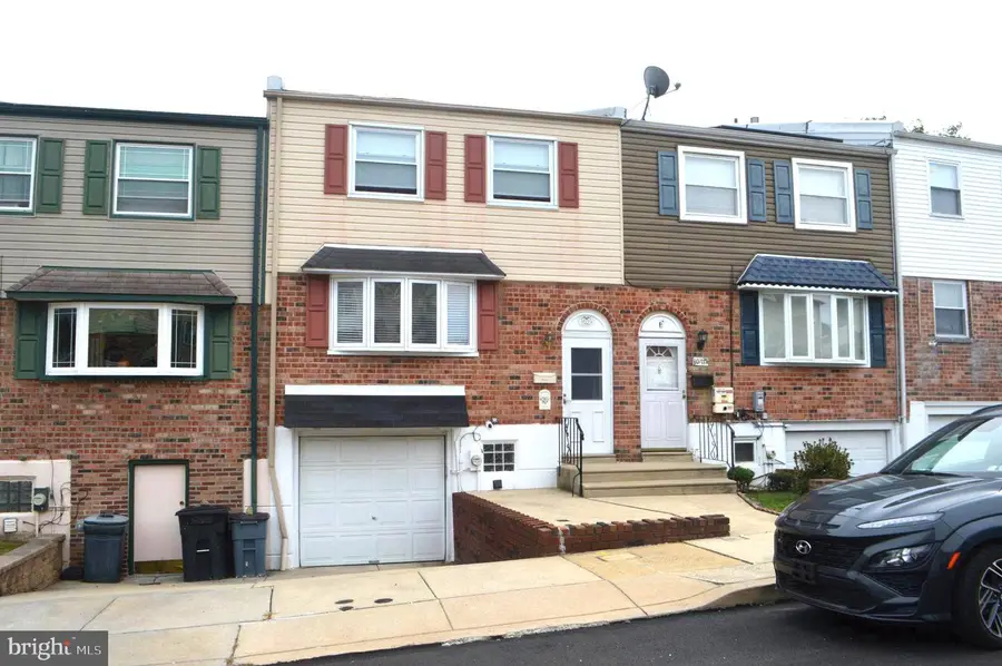 10773 Helmer Dr, Philadelphia, PA 19154 - #2
