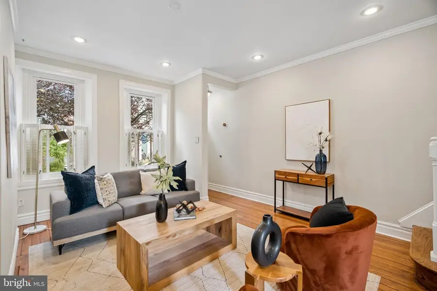 2810 Cambridge St, Philadelphia, PA 19130 - #2