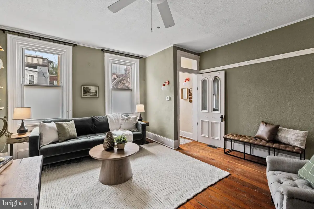 440 N 38th St, Philadelphia, PA 19104 - #1