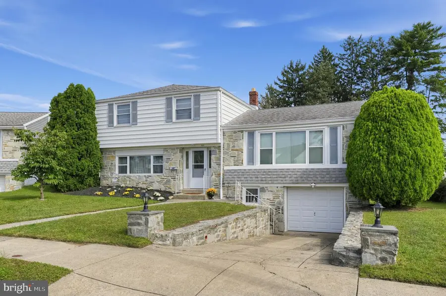 817 Rennard Cir, Philadelphia, PA 19116 - #2