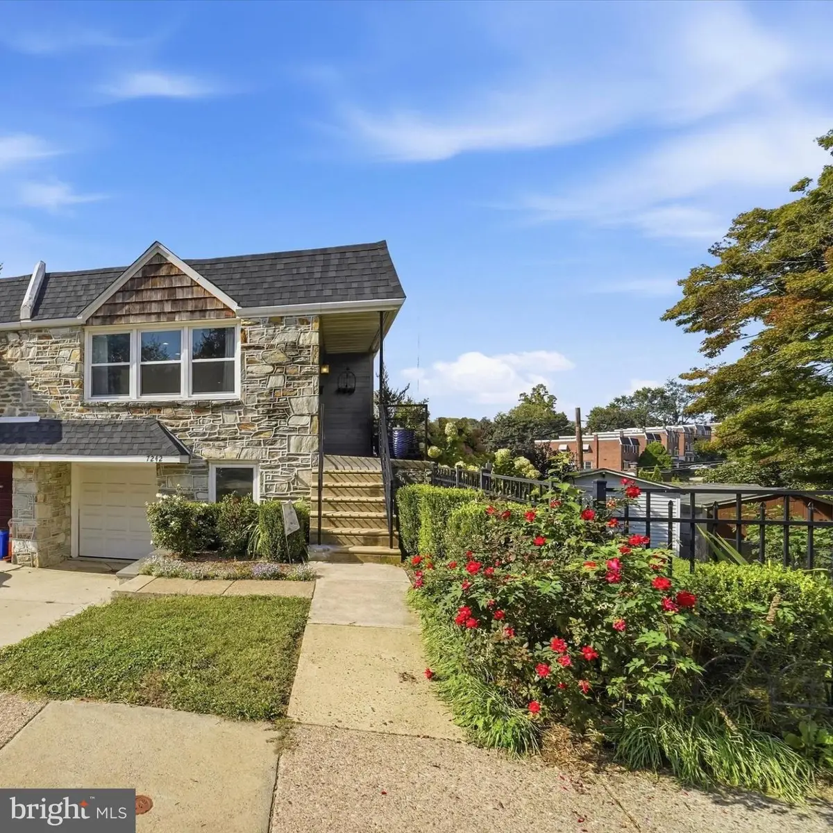 7242 Hill Rd, Philadelphia, PA 19128 - #1