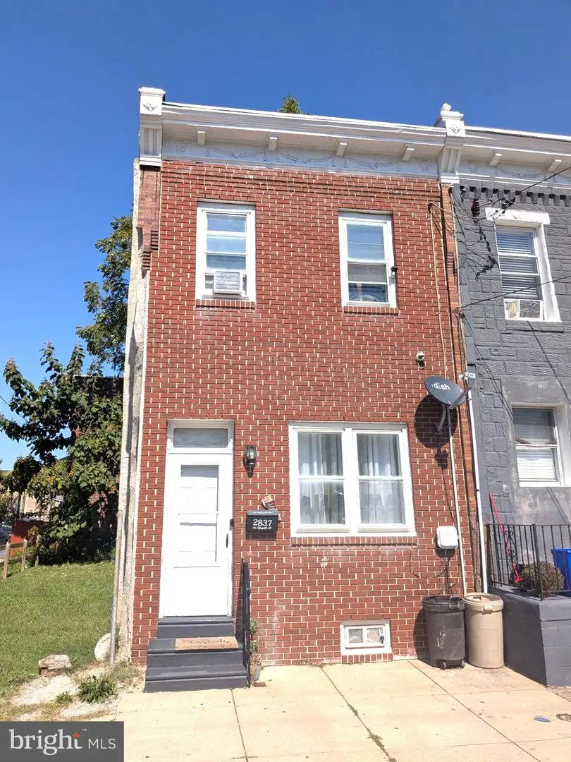 2837 W Cumberland St, Philadelphia, PA 19132 - #1