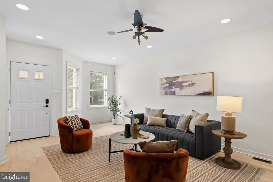765 S 15th St, Philadelphia, PA 19146 - #3