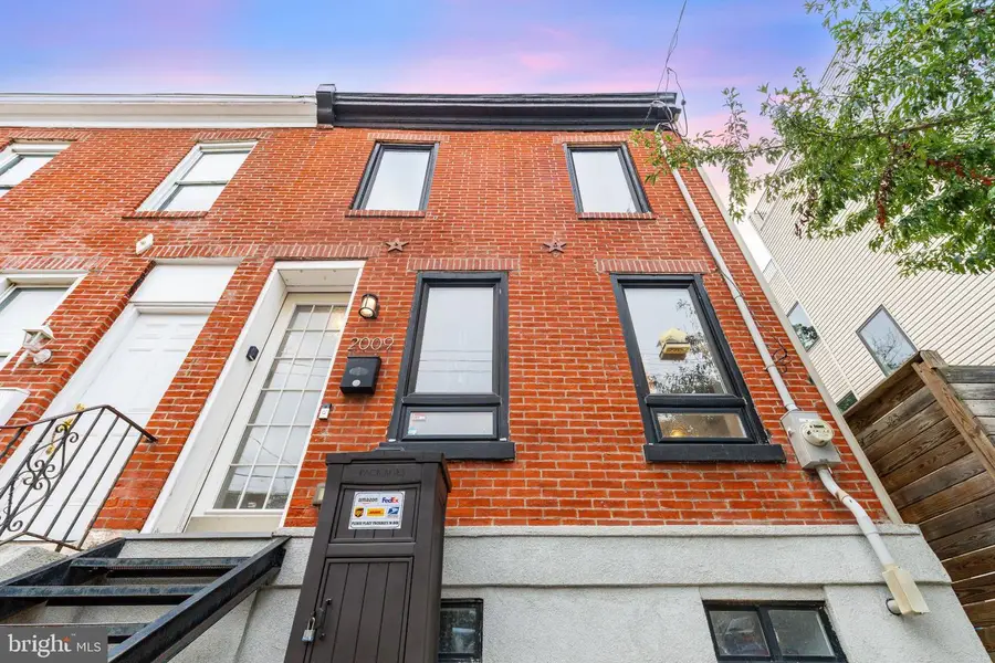 2009 Dickinson St, Philadelphia, PA 19146 - #2