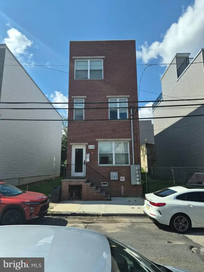 648 N 38th St, Philadelphia, PA 19104 - #1