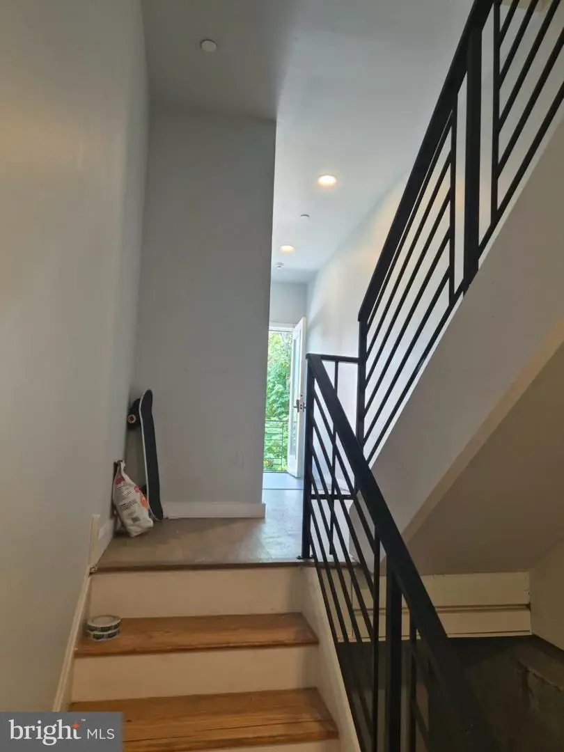 648 N 38th St, Philadelphia, PA 19104 - #3