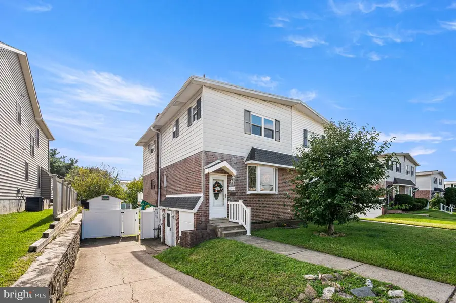 13043 Worthington Rd, Philadelphia, PA 19116 - #2