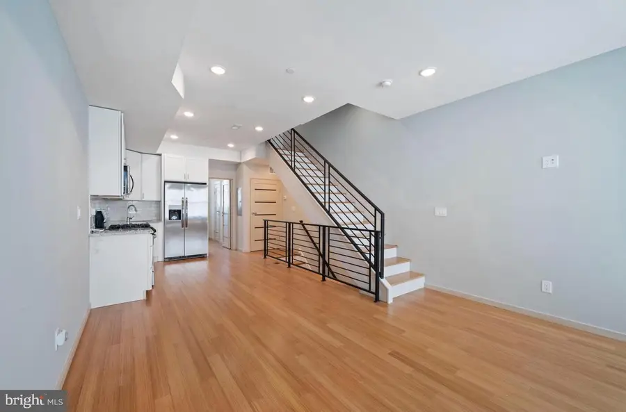 911 W Dauphin St, Philadelphia, PA 19133 - #2