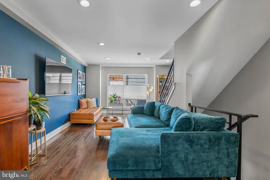 190 W Oxford St, Philadelphia, PA 19122 - #2