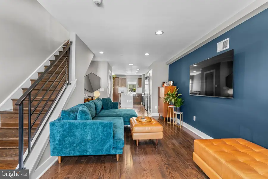 190 W Oxford St, Philadelphia, PA 19122 - #3