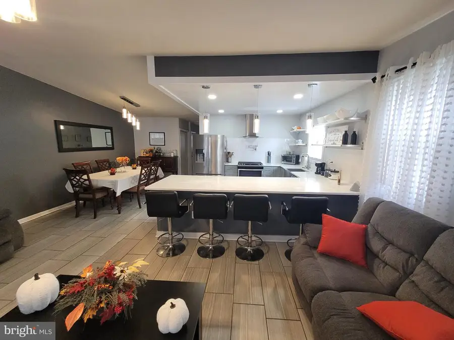 2328 Loney St, Philadelphia, PA 19152 - #3