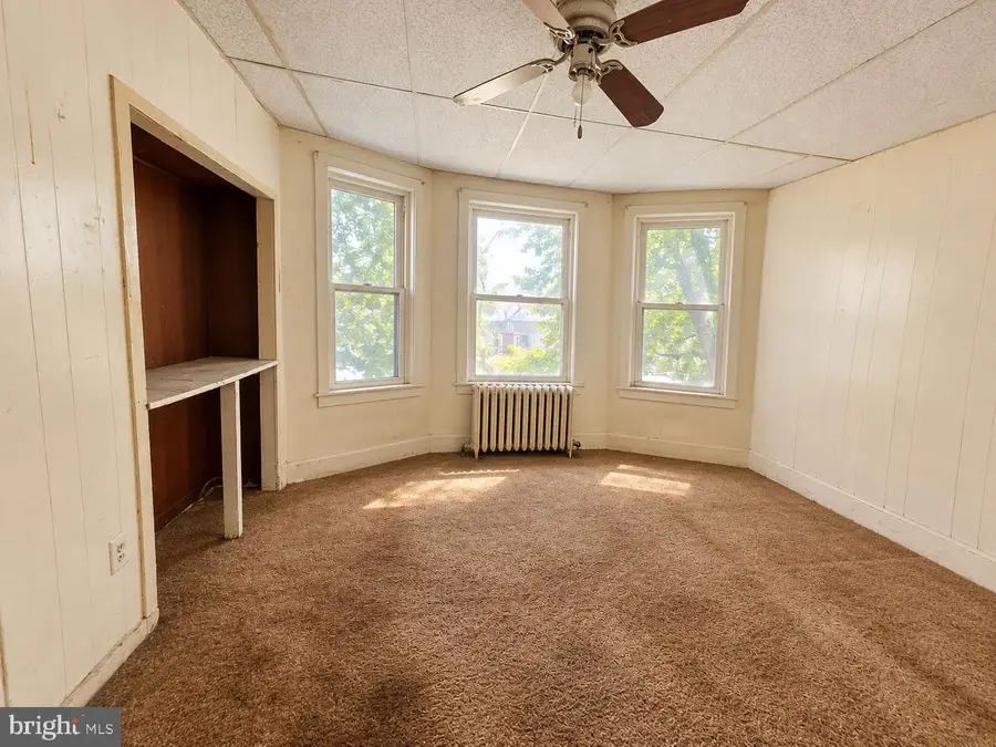 5209 N Warnock St, Philadelphia, PA 19141 - #2
