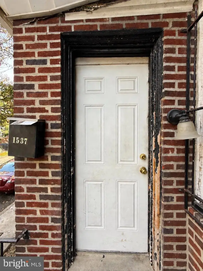 1537 S Stanley St, Philadelphia, PA 19146 - #2