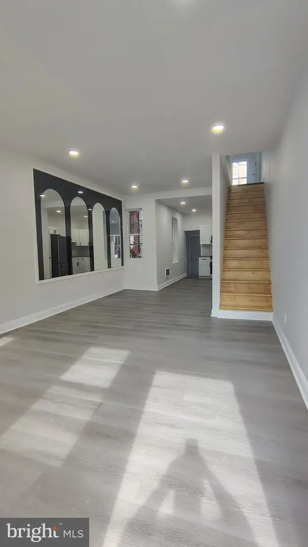 1537 W Seltzer St, Philadelphia, PA 19132 - #3