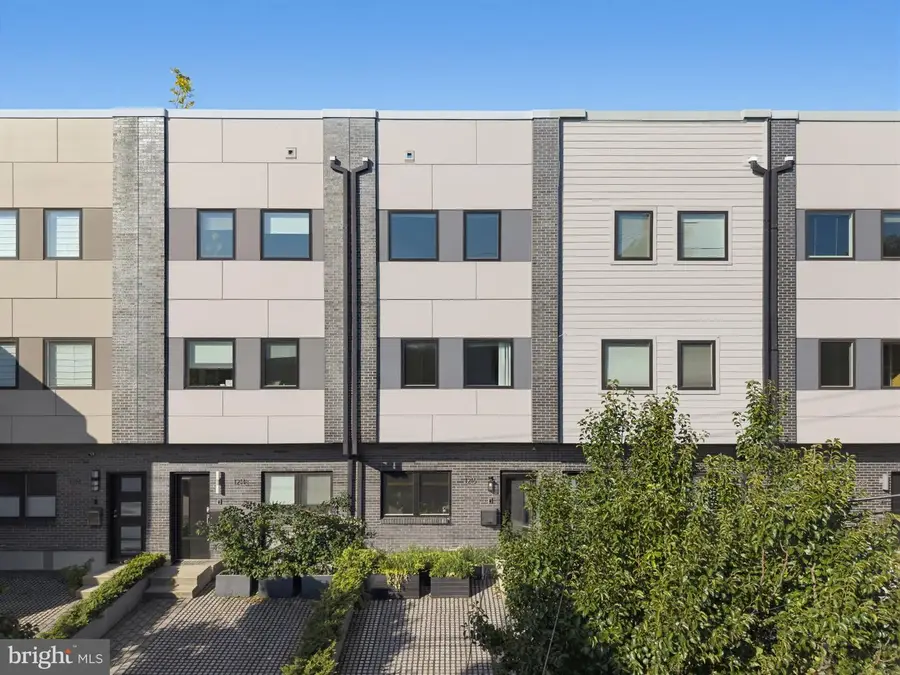 1216 Crease St, Philadelphia, PA 19125 - #2