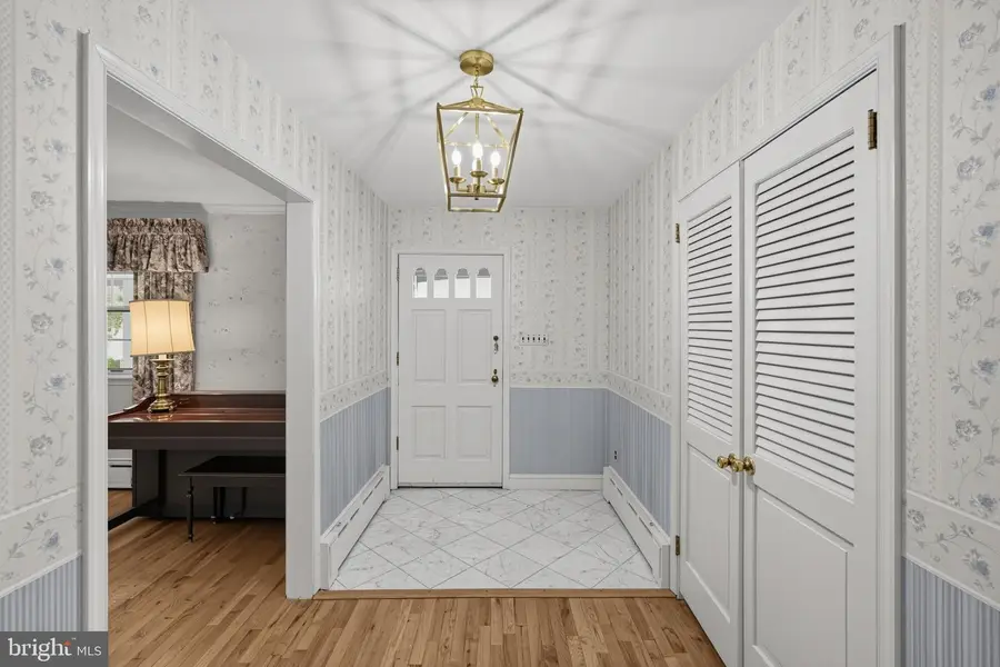 650 Hendren St, Philadelphia, PA 19128 - #3