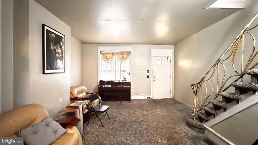 6130 Ross St, Philadelphia, PA 19144 - #2