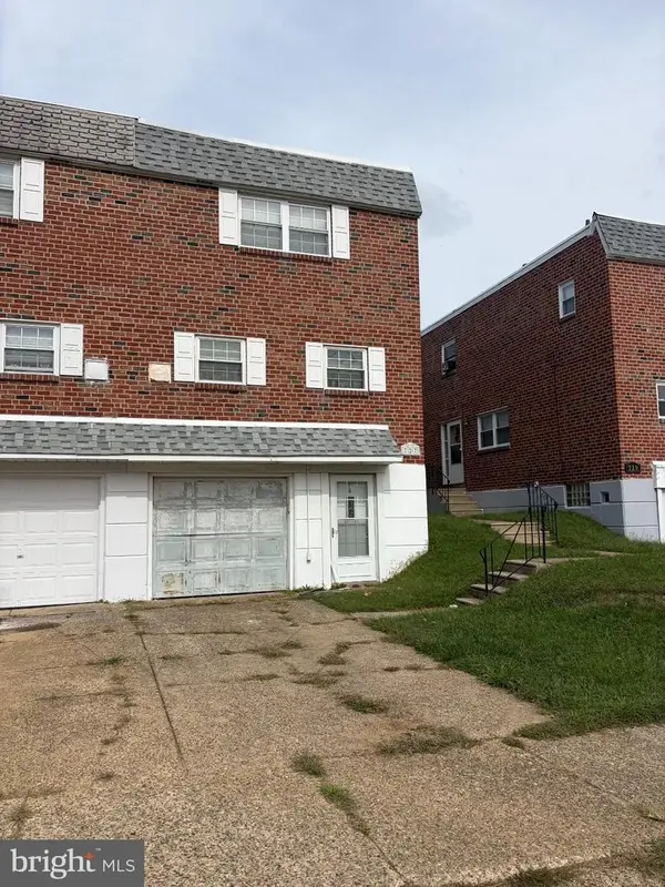 727 Arnold St, PHILADELPHIA, PA 19111