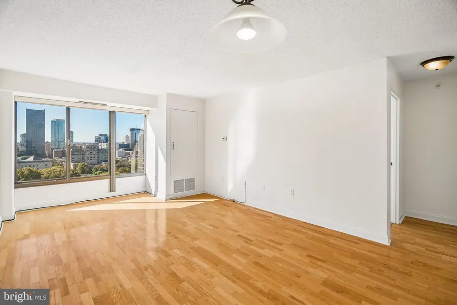 2001 Hamilton St #1824, Philadelphia, PA 19130 - #2