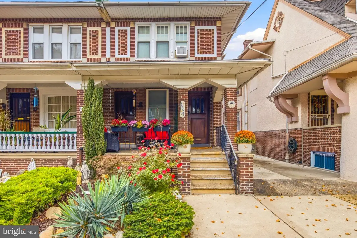 2520 S Cleveland St, Philadelphia, PA 19145 - #1