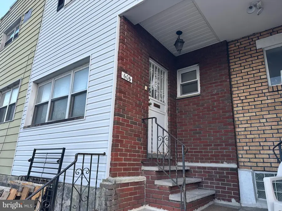 606 Johnston St, Philadelphia, PA 19148 - #3