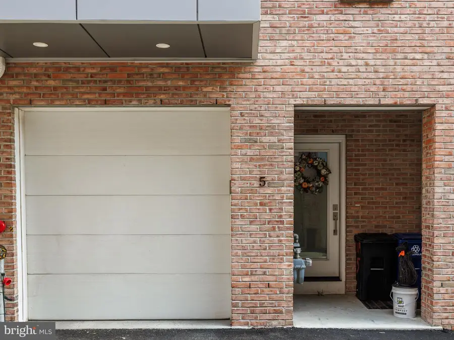 119 Greenwich St #unit 5, Philadelphia, PA 19147 - #3