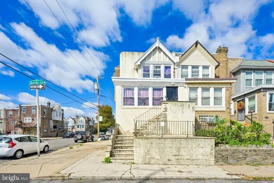 6651 Dorel St, Philadelphia, PA 19142 - #2