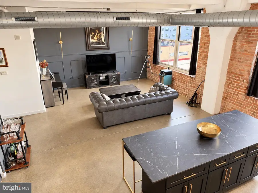 444 N 4th St #402, Philadelphia, PA 19123 - #3