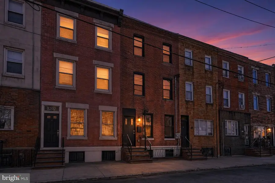 1204 Moore St, Philadelphia, PA 19148 - #2