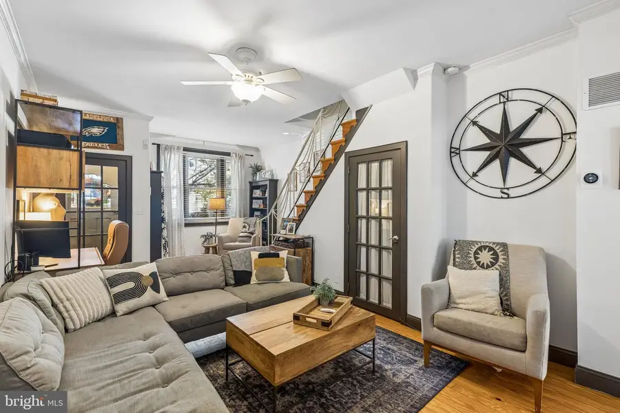 909 S 3rd St, Philadelphia, PA 19147 - #2