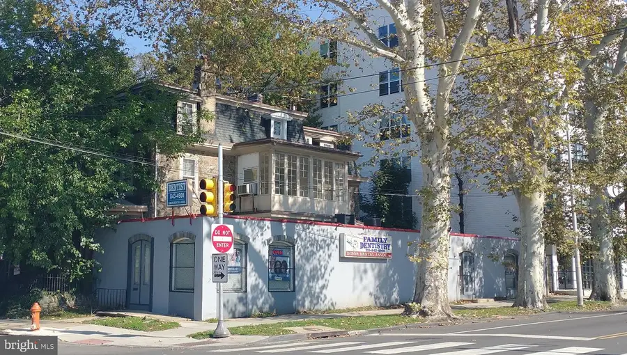 190 W Maplewood Ave, Philadelphia, PA 19144 - #2