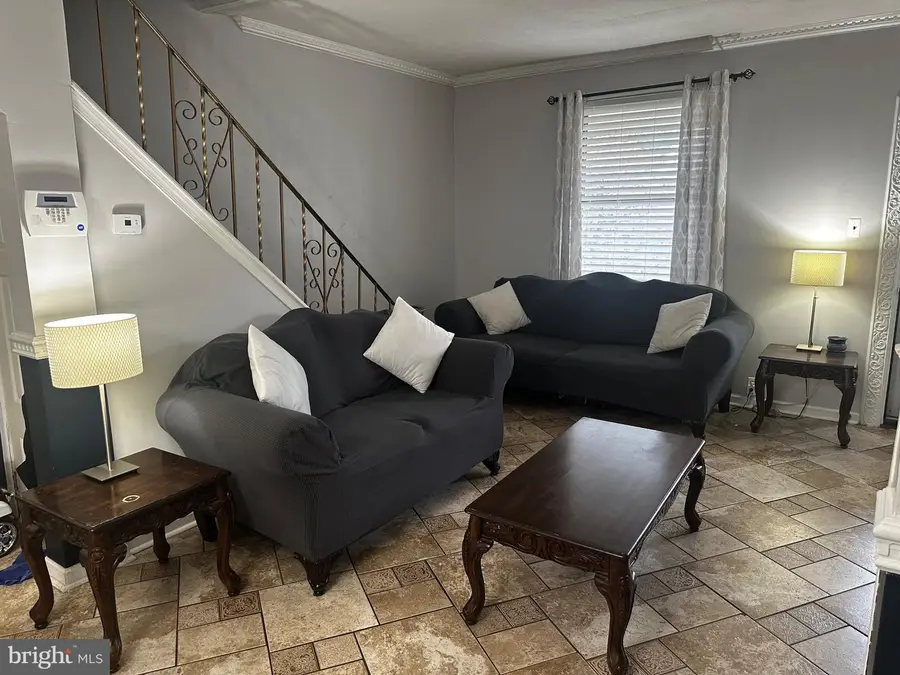 6634 Jackson St, Philadelphia, PA 19135 - #3