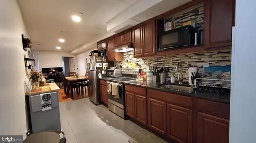612 N 11th St, Philadelphia, PA 19123 - #2