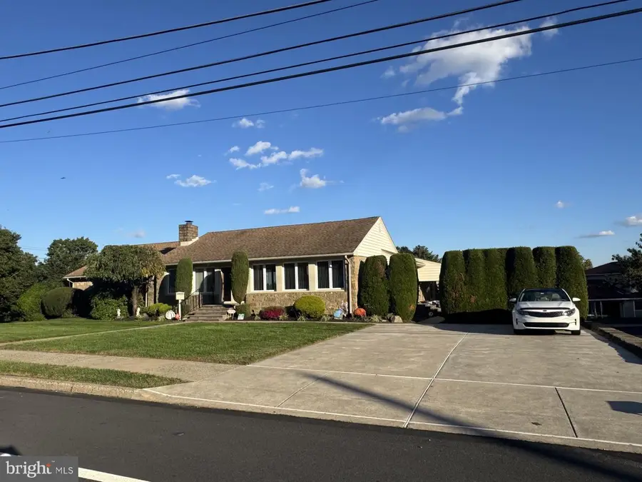 1000 Welsh Rd, Philadelphia, PA 19115 - #2