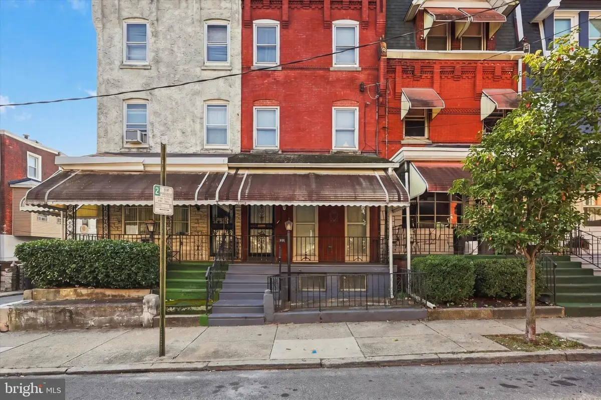 3214 Mount Vernon St, Philadelphia, PA 19104 - #1