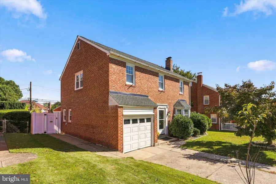 8427 Pembrook Rd, Philadelphia, PA 19128 - #3