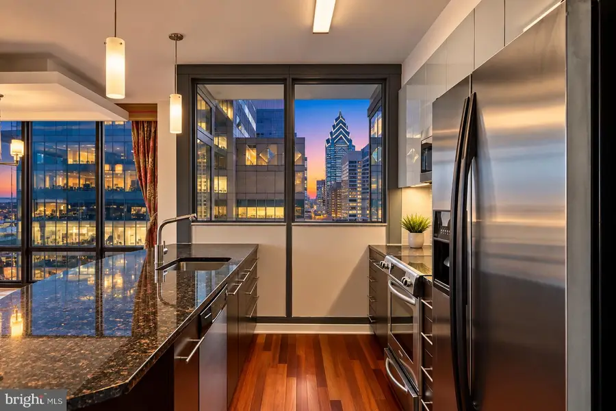 2101 Market #3507, Philadelphia, PA 19103 - #3