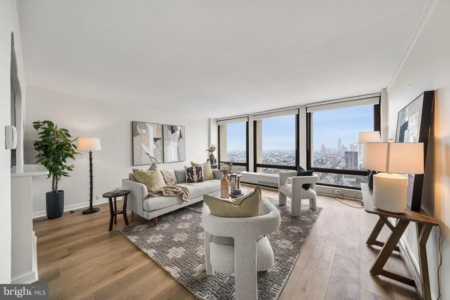 220 Locust St #29hs, Philadelphia, PA 19106 - #2