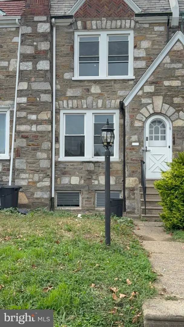 3402 Oakmont St, Philadelphia, PA 19136 - #1