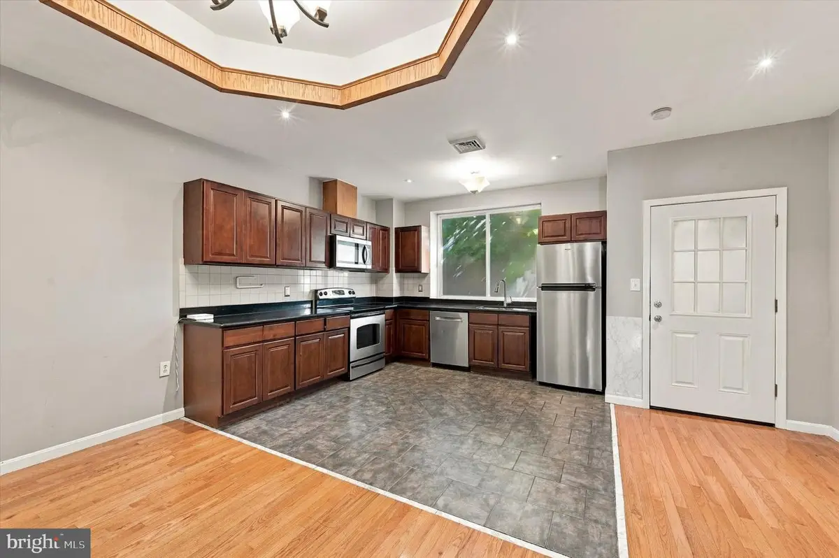 2323 S Alder St, Philadelphia, PA 19148 - #1