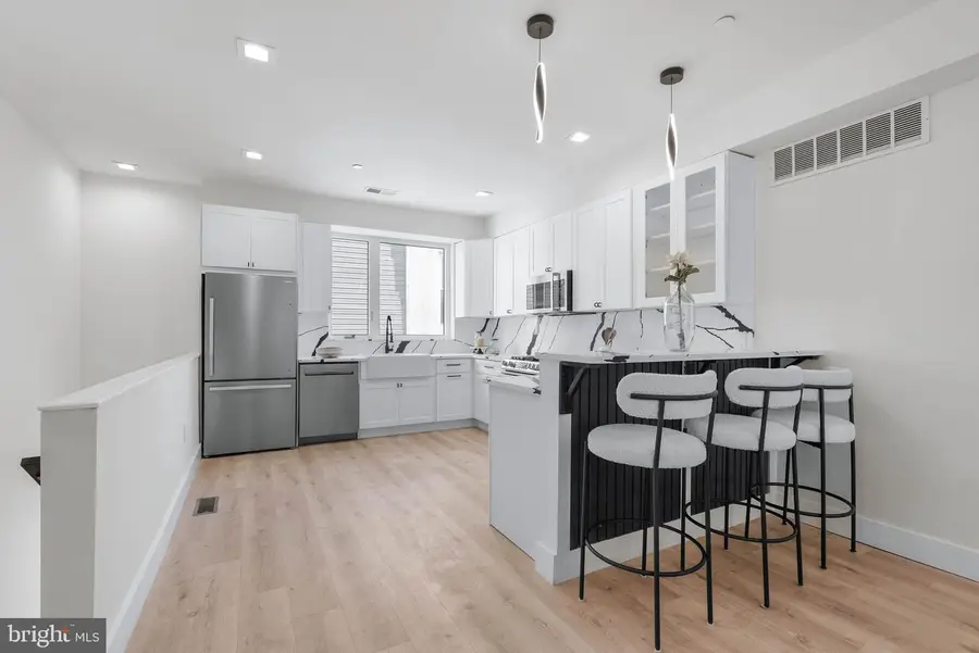 1335 S Woodstock St, Philadelphia, PA 19146 - #3