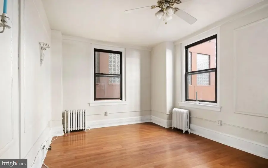 1324 Locust St #619, Philadelphia, PA 19107 - #2