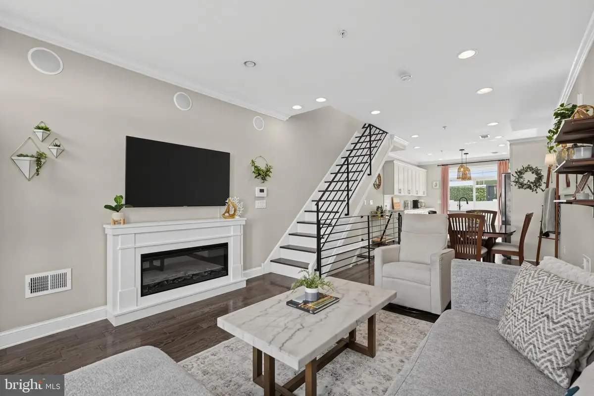 522 Mercy St, Philadelphia, PA 19148 - #1