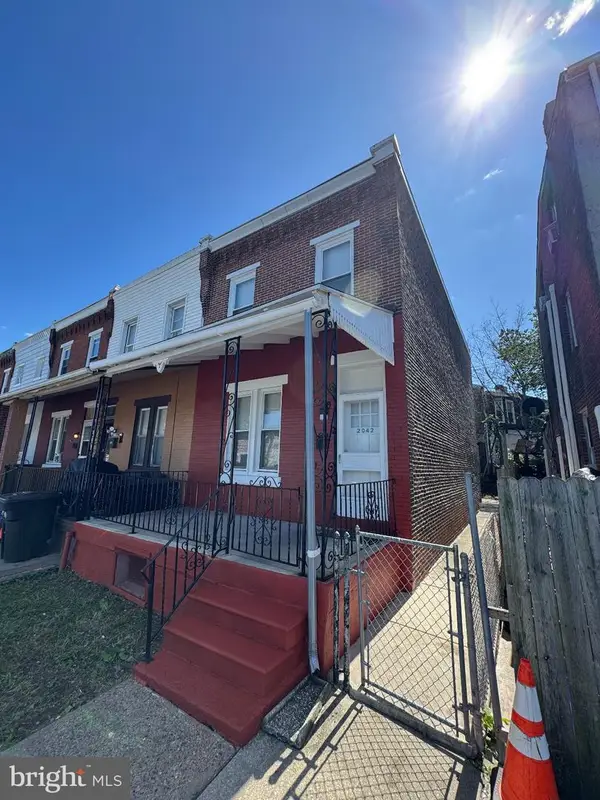 2042 Cemetery Ave, PHILADELPHIA, PA 19142