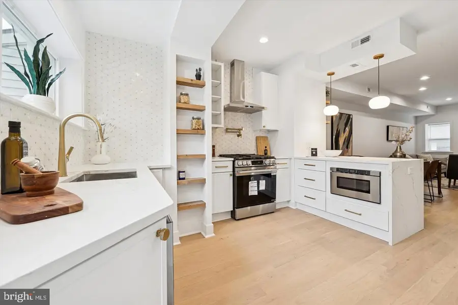 833 Wilder St, Philadelphia, PA 19148 - #2