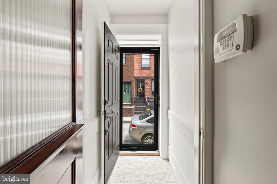 2210 S Carlisle St, Philadelphia, PA 19145 - #3