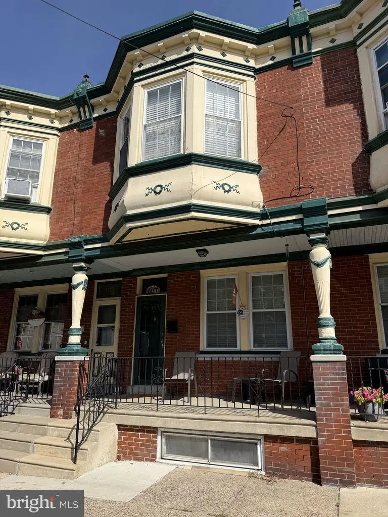4437 Mitchell St, Philadelphia, PA 19128 - #1