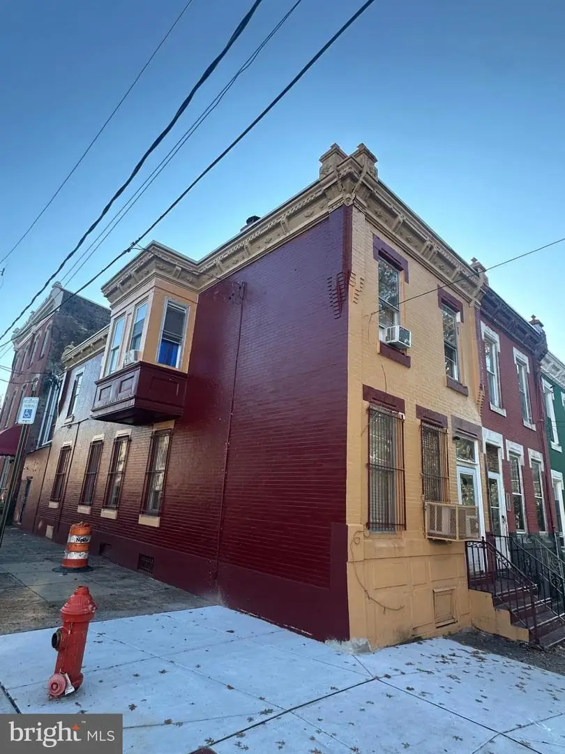900 W Cambria St, Philadelphia, PA 19133 - #3