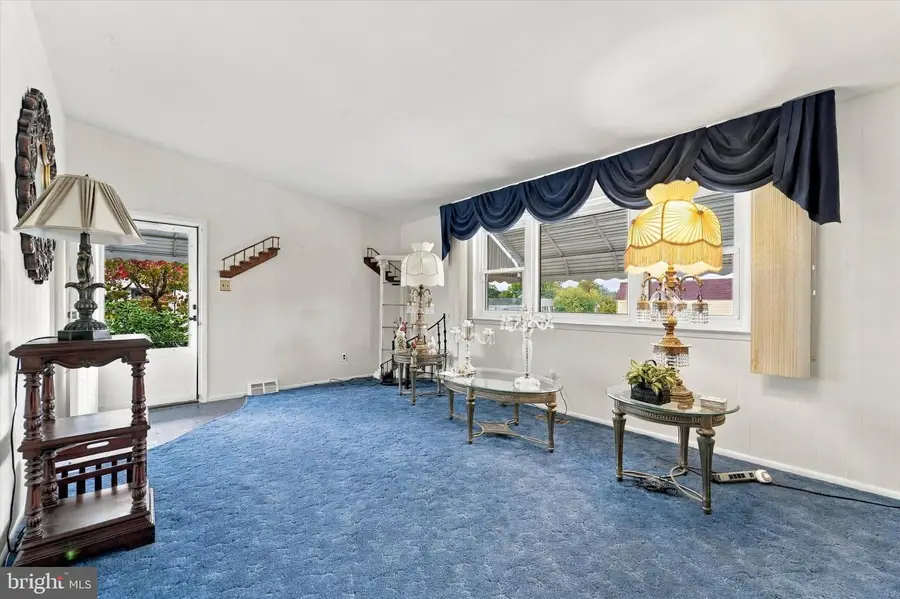 11717 Jeanes St, Philadelphia, PA 19116 - #3